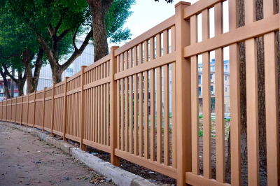 Natural Wood Appearance/Eco-friendly/Maintenance-free/Vinyl Picket Fence/Manufacturer